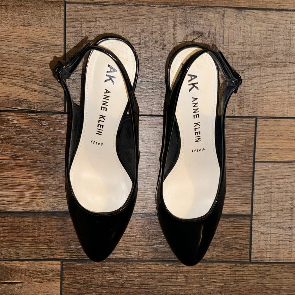 AK Anne Klein Black Heels - Size 7.5
